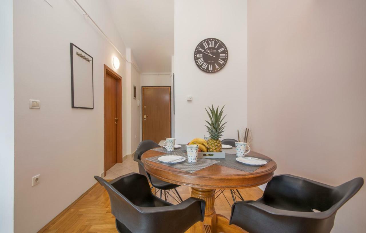 City Centre Sea View Apartment Πούλα Εξωτερικό φωτογραφία